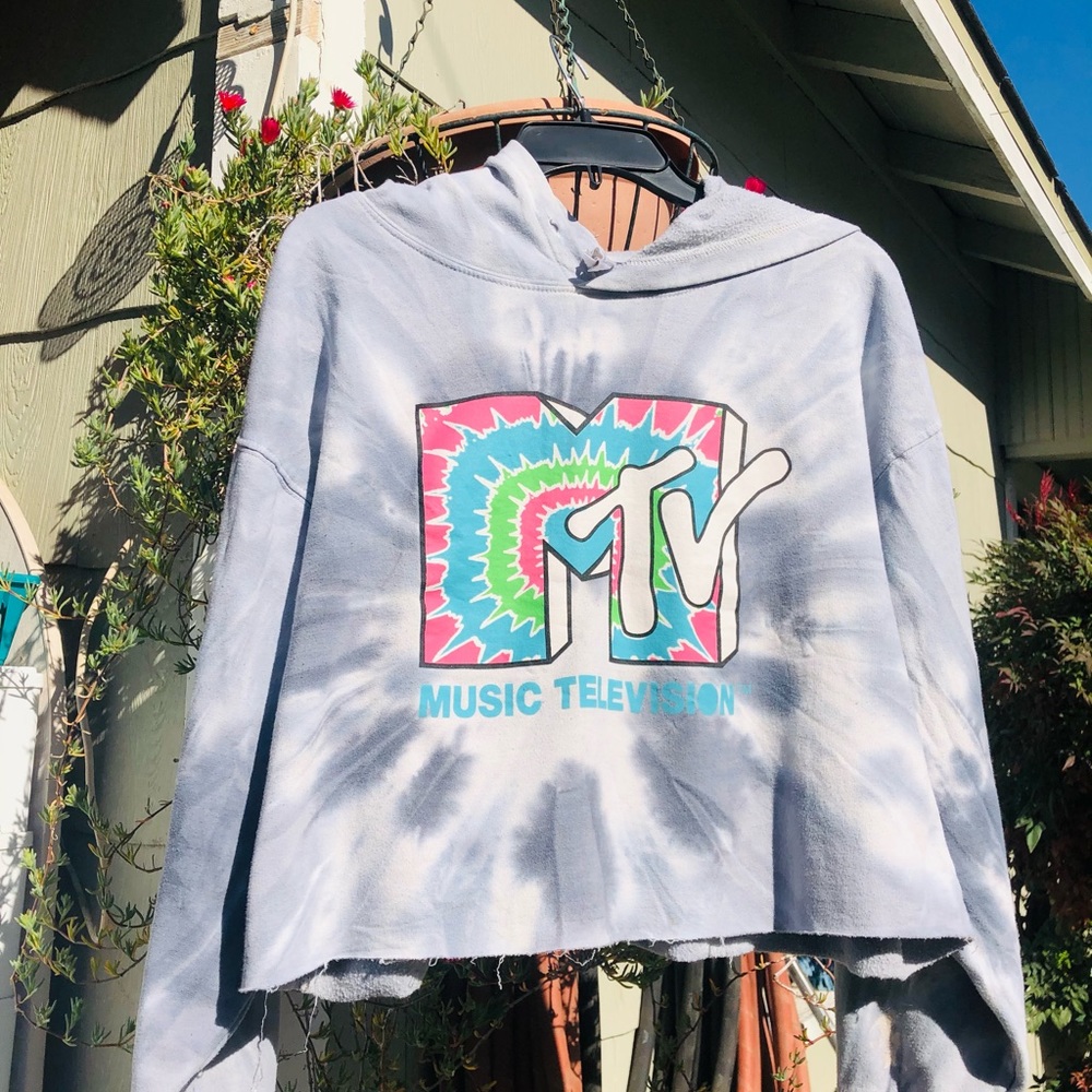Cropped MTV hoodie